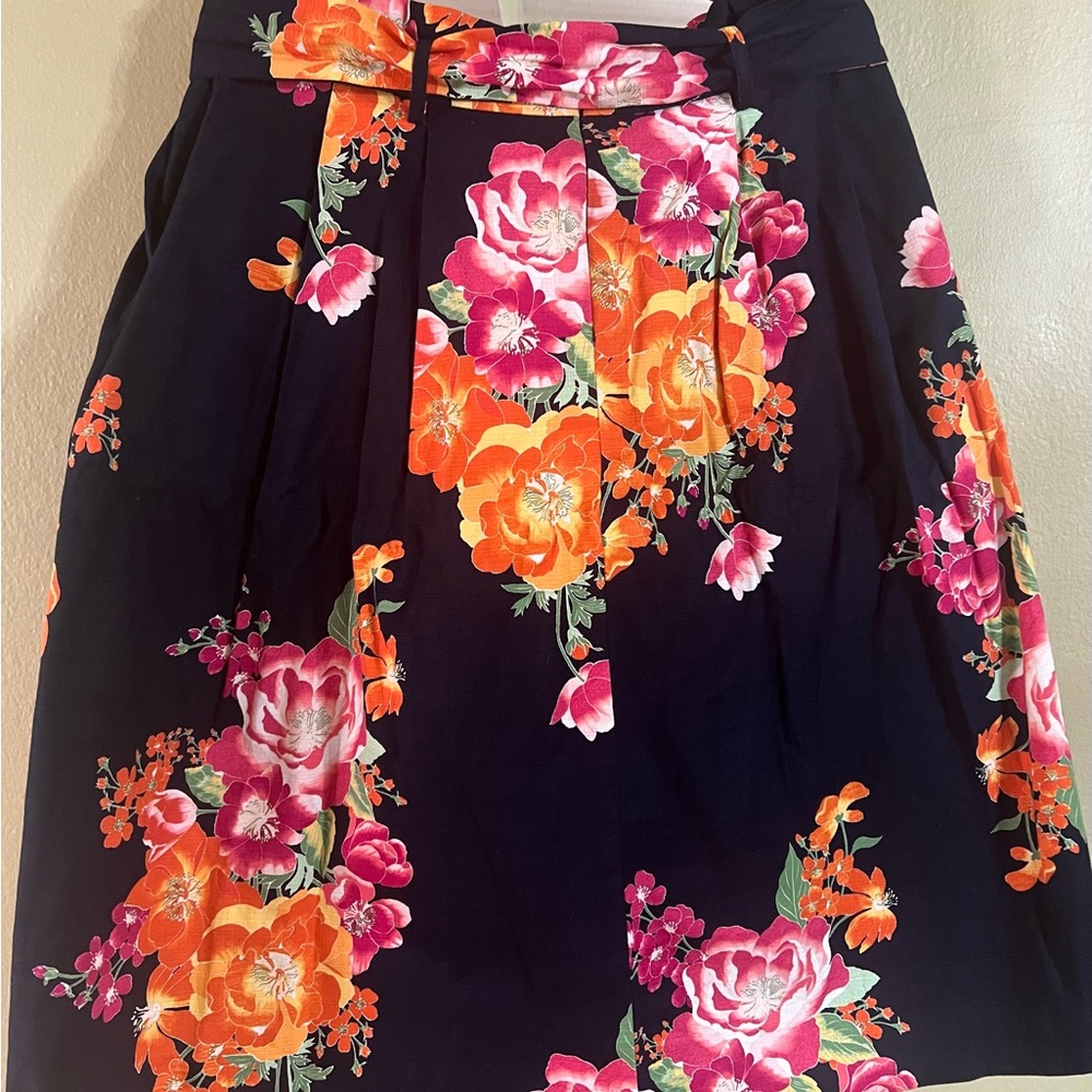 Beautiful Floral Print A-Line Skirt  Sz. 14
